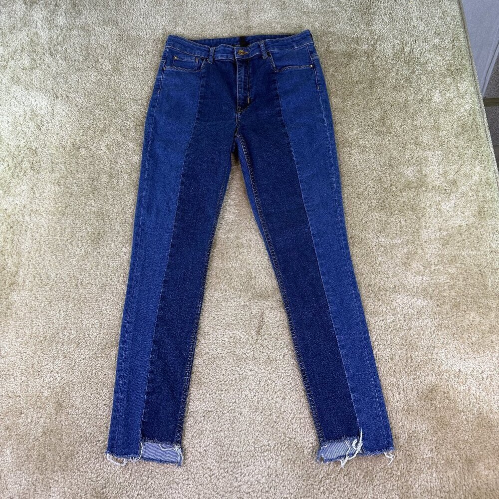 Divided by H&M Skinny Jeans Women's 10 Blue Two Tone Mid Rise Raw Hem E820